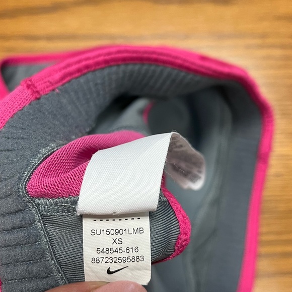 Nike Sports Bra - Picture 3 of 4